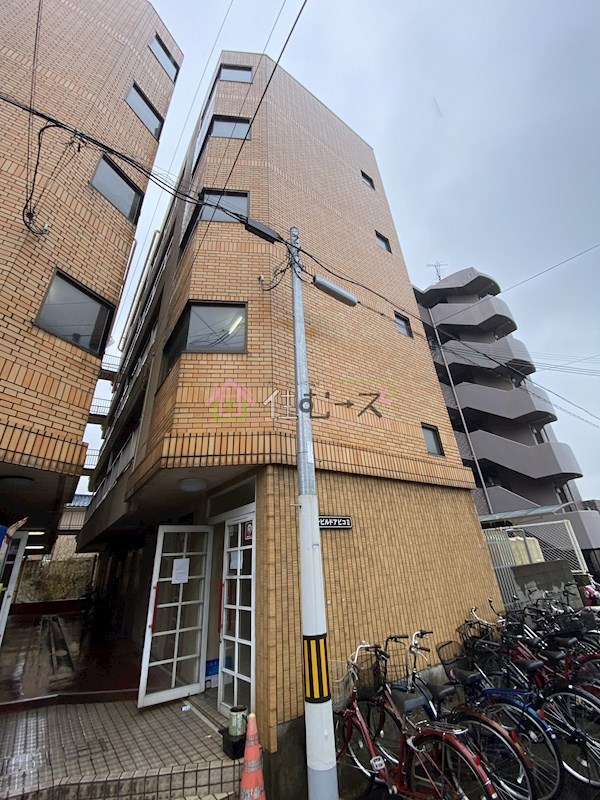 グランビルドアビコⅡ 外観