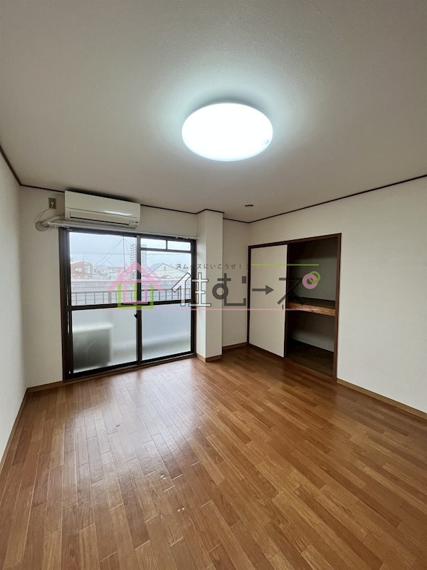 マンションサンローズ ベッドルーム