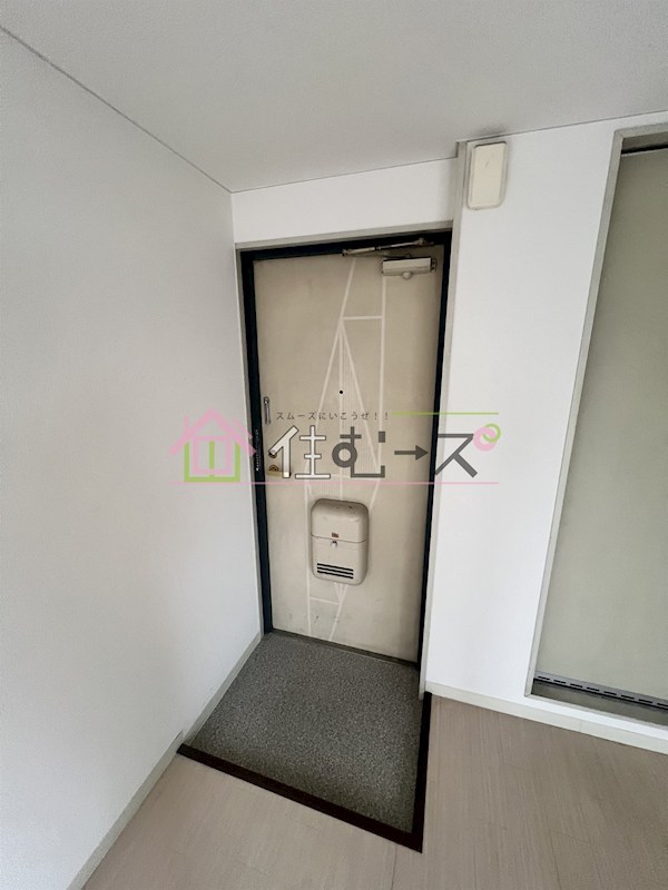 ハイツ田辺 玄関