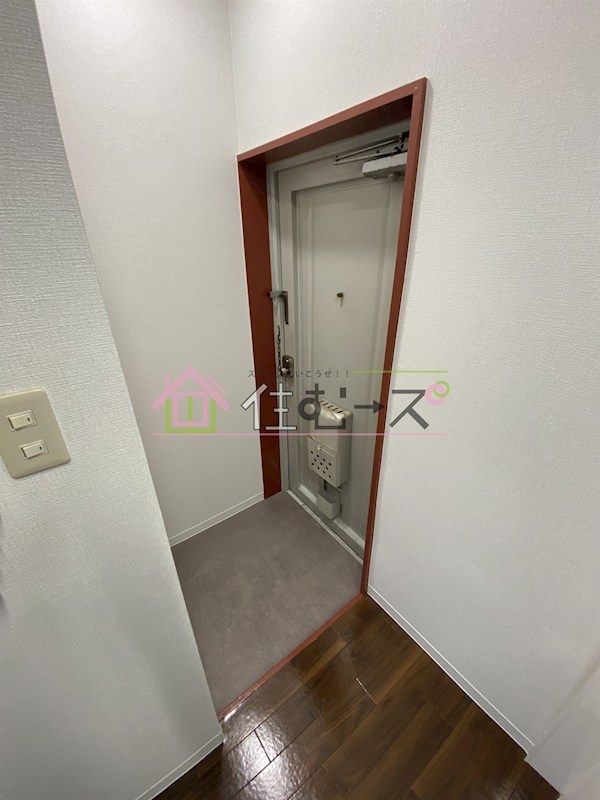 メゾン・フクイ 玄関