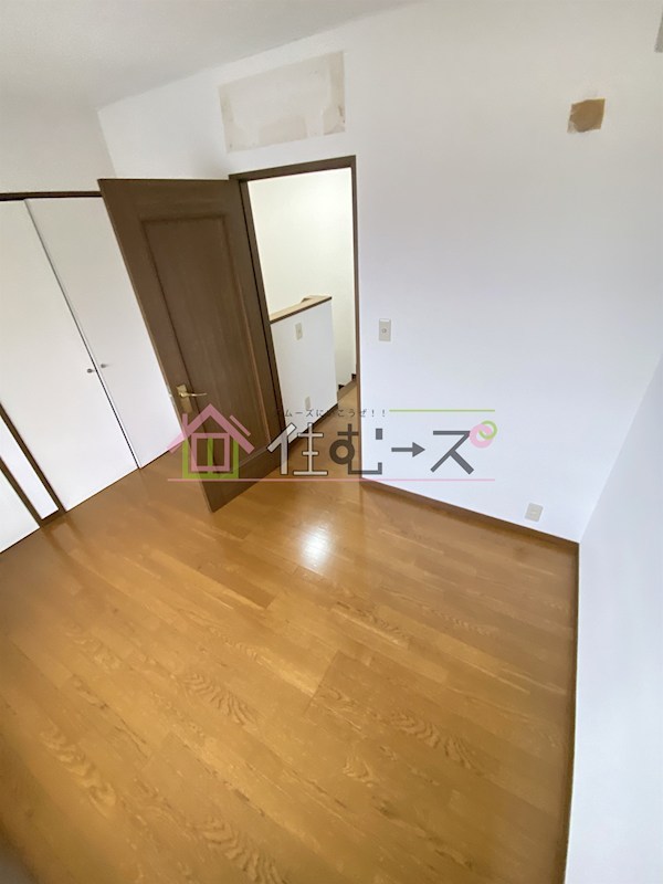 高見3丁目賃貸一戸建 リビング