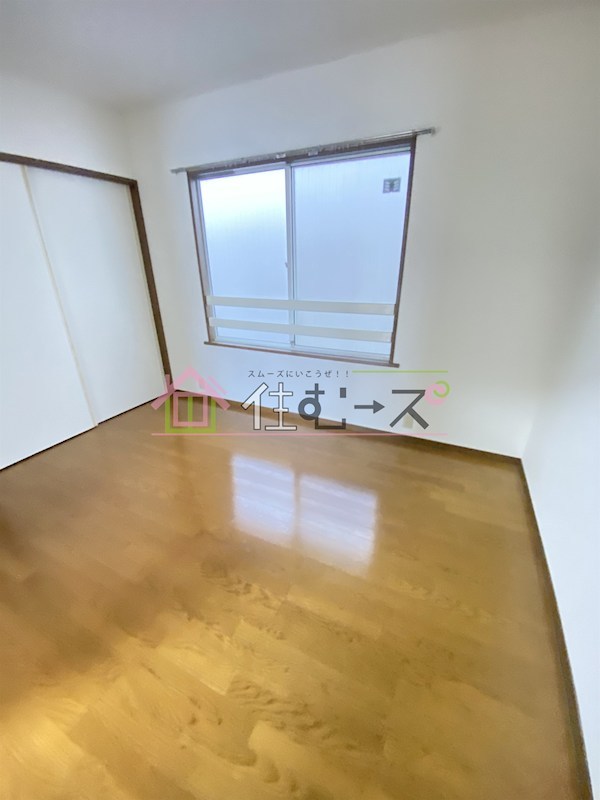 高見3丁目賃貸一戸建 ベッドルーム