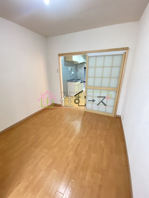 市岡2丁目　林テラス リビング