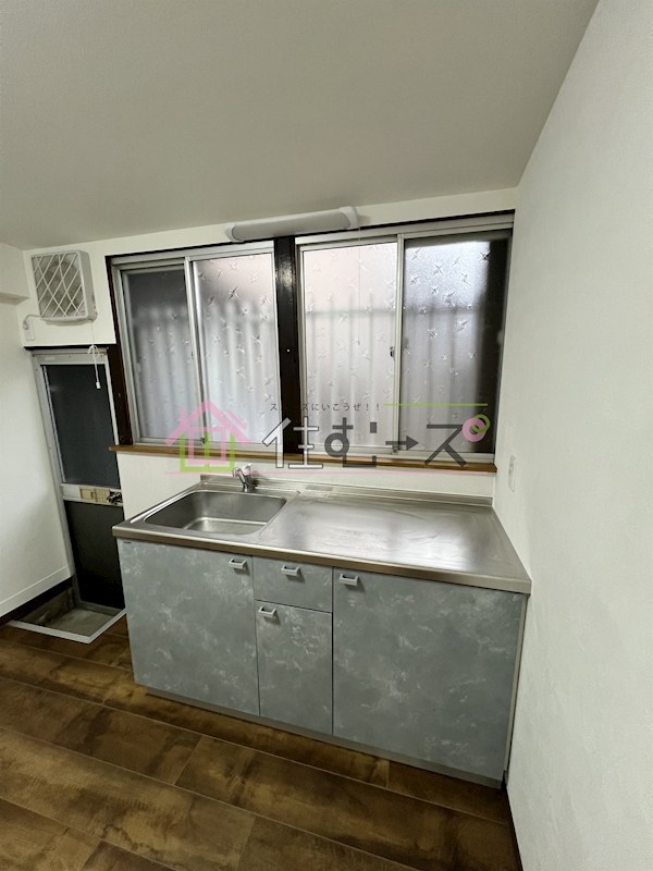 山坂5丁目事務所兼住居 キッチン