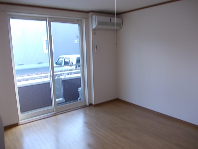 シャン・ノールⅡ その他1