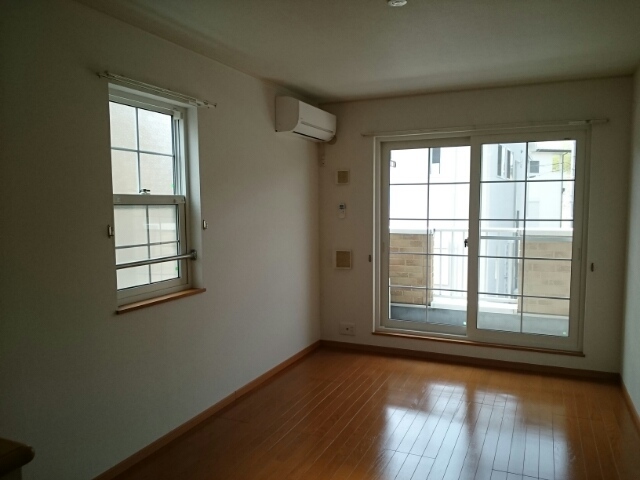 ブライトヒルズＢ リビング