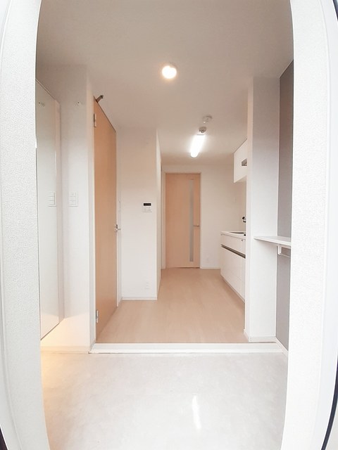 メルベージュ岸 玄関