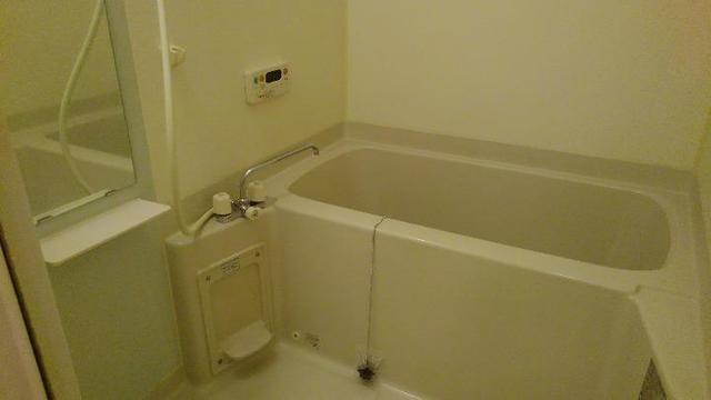 ファシネイション春日Ⅱ 風呂画像