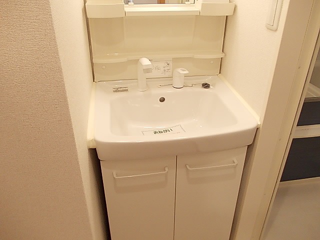 シャロルエヌ その他1