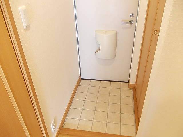 シャロルエヌ 玄関