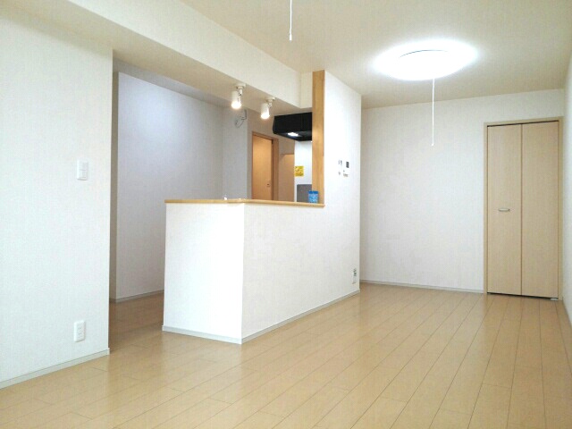 ピュア　ウエスト リビング