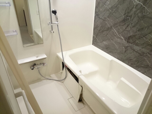 メゾン・ド・フルール 風呂画像