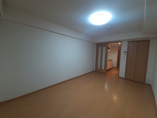 ドマ－ニ リビング