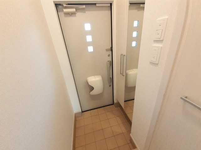 グランディール高鷲Ⅱ 玄関