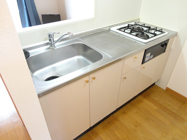 レオパレス高安 キッチン