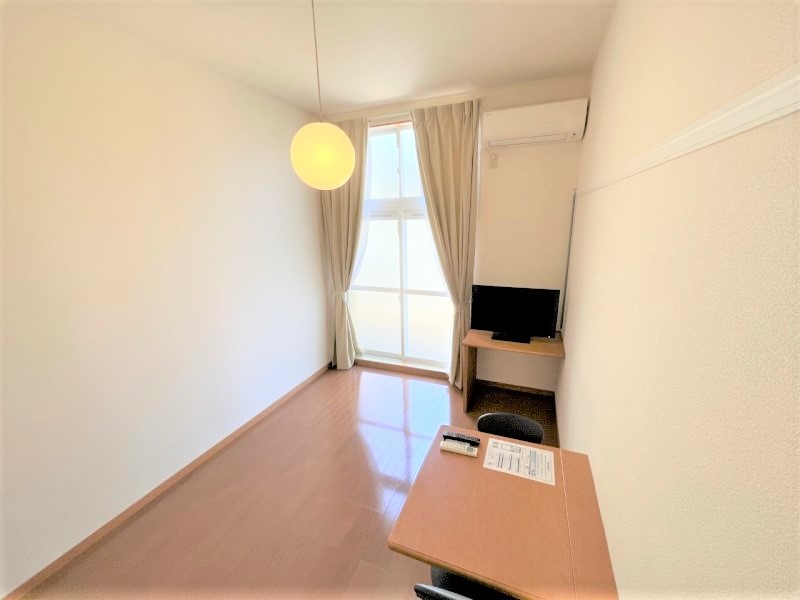 レオパレスイースト　ストーン ベッドルーム