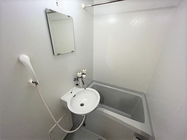 レオパレスフィスデファミーユ 風呂画像