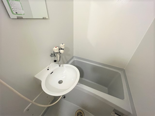 レオパレスフィスデファミーユ 風呂画像