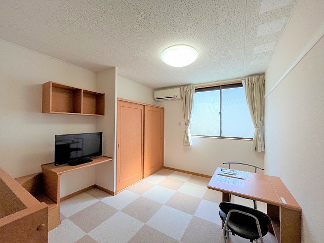 レオパレスＹＭ リビング