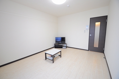 レオネクスト下新庄 リビング