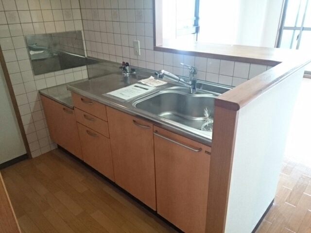 プリマベ－ラ・ブリッサ キッチン