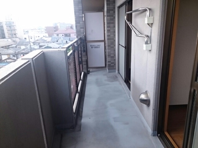 プリマベ－ラ・ブリッサ ベランダ