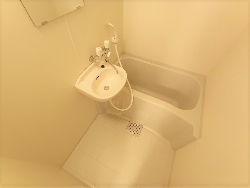 レオパレスソレイユ 風呂画像