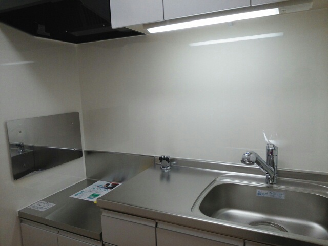 メゾン・ドゥ・ジェルメＢ キッチン