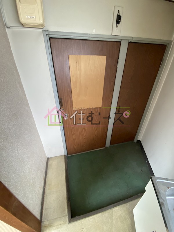 海老江大喜ビル 玄関