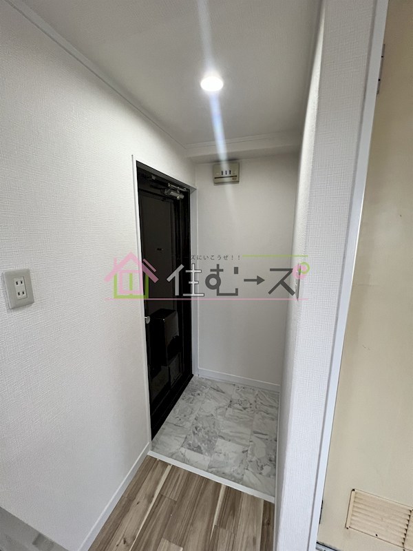 背戸口シティハイツ 玄関