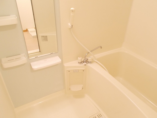 サンリットヴィラ 風呂画像