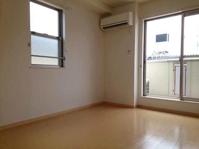 アバンツァ－トⅡ リビング