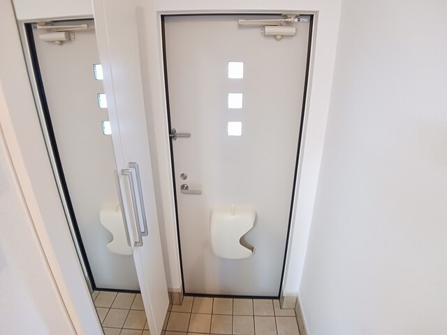 コート・レ・アール 玄関