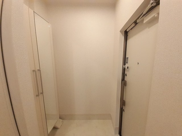 リエ－ト　佐太 玄関