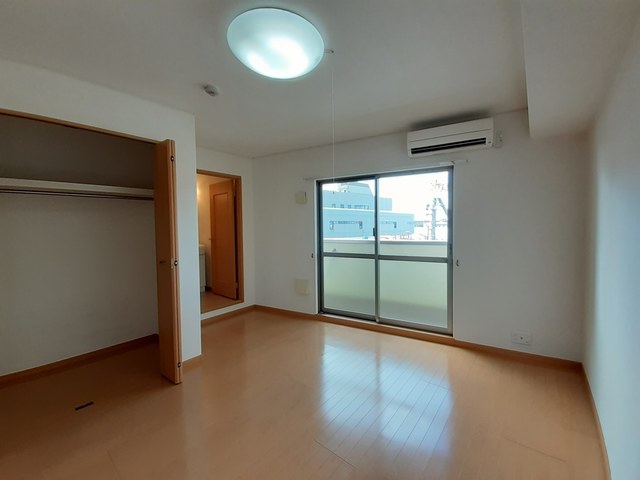 サクセス武庫川 リビング