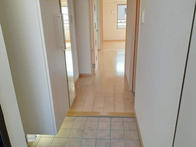 プラチナコートⅡ 玄関