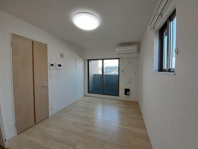 ハイツ　ユベーレン リビング