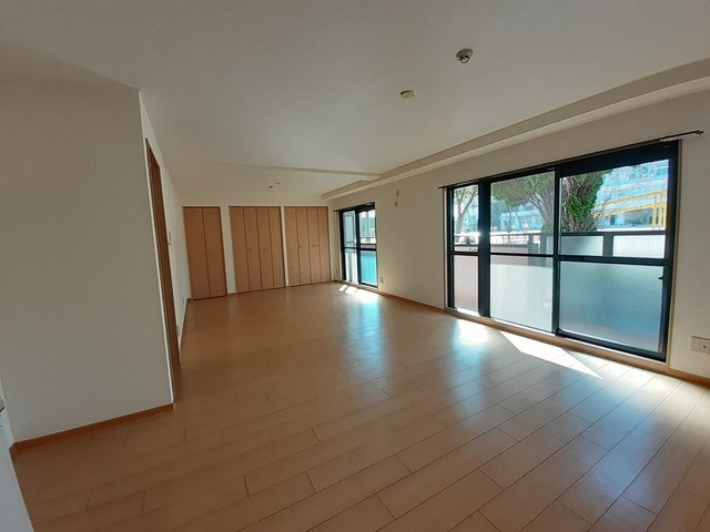 メゾン・ドゥ・スリジェ その他1