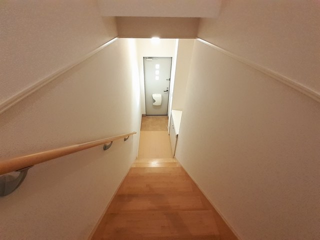 カーサ・カルムⅡ 玄関