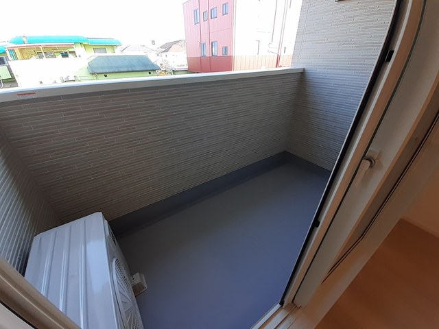 ＳＷＩＳＳ　ＣＯＴＴＡＧＥ ベランダ