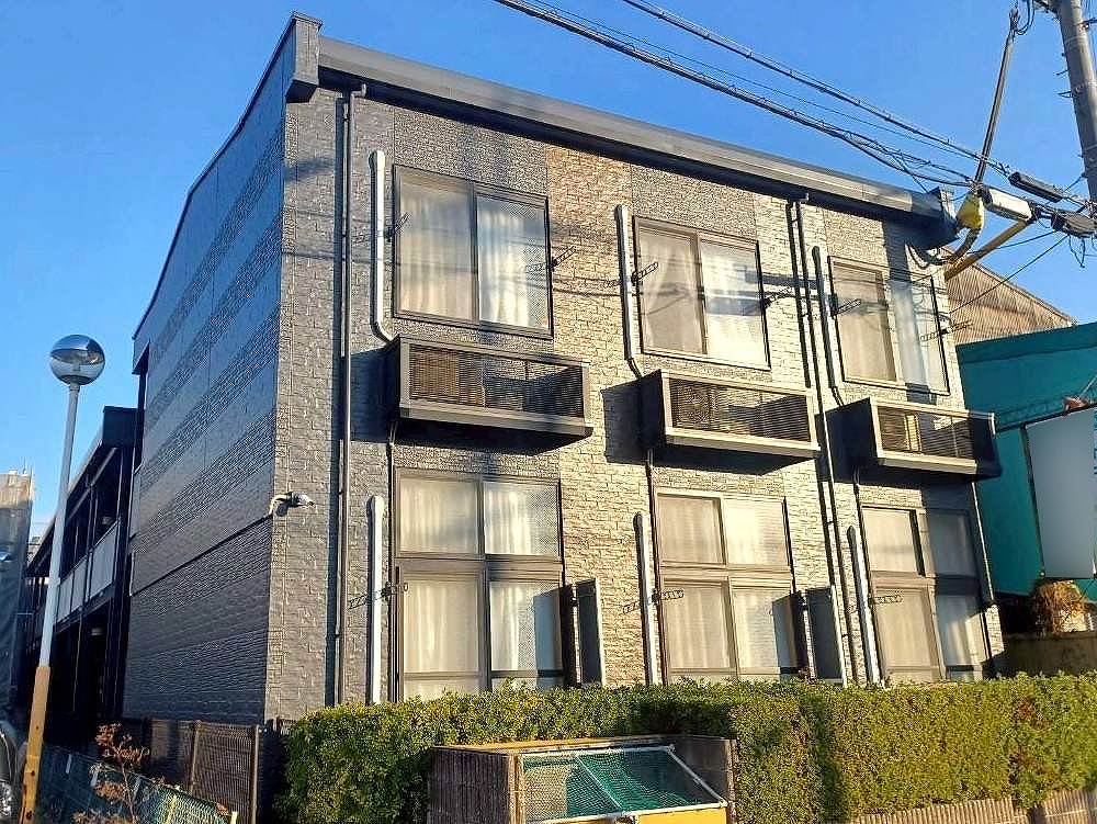 レオパレスＥＡＳＴ　ＦＩＥＬＤ 外観