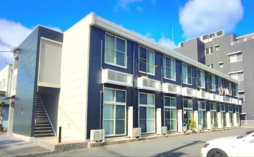 レオパレスＱＵＡＴＲＥ　ＳＡＩＳＯＮＳ 外観