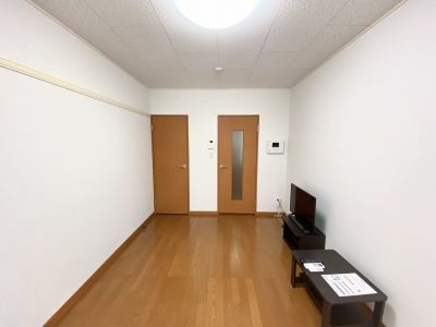 レオパレスクレエ豊中 リビング