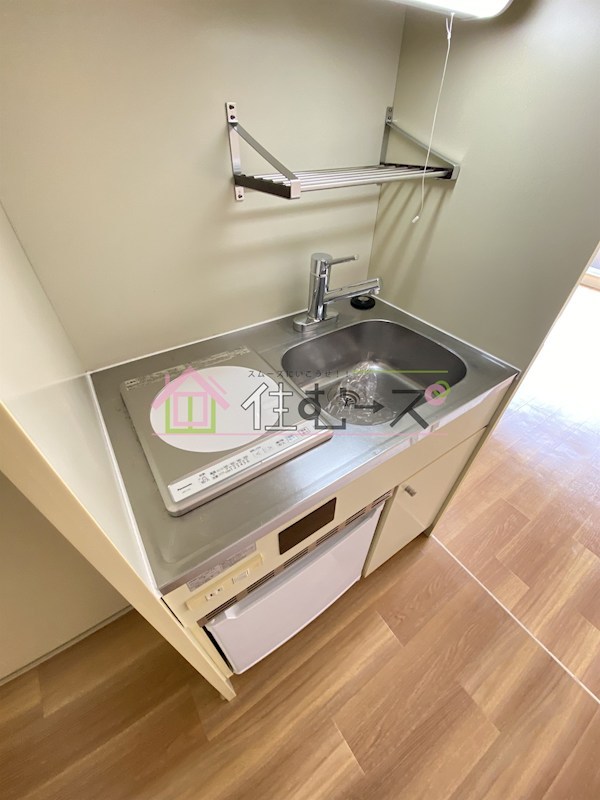 ホワイトハイツカドタ キッチン