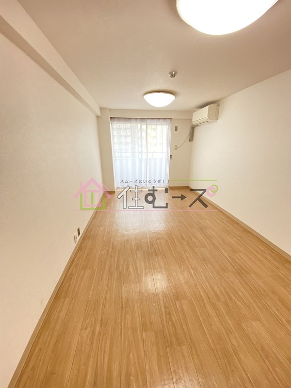 ビジネス新大阪 ベッドルーム