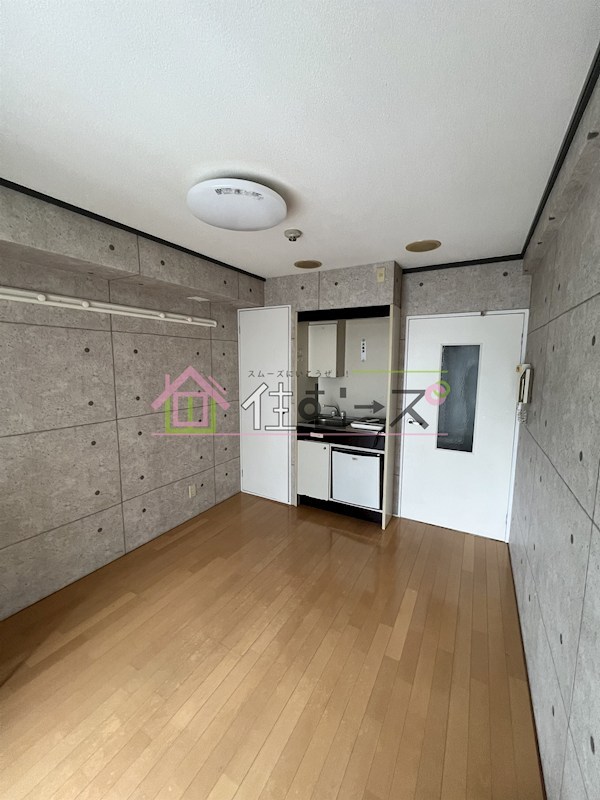 グランドコート新大阪 リビング