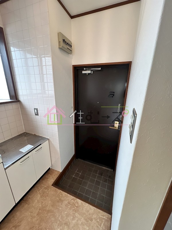 ハイツ松原 玄関