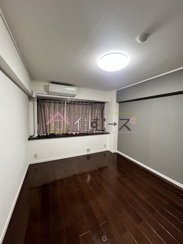 新大阪コーポビアネーズ ベッドルーム