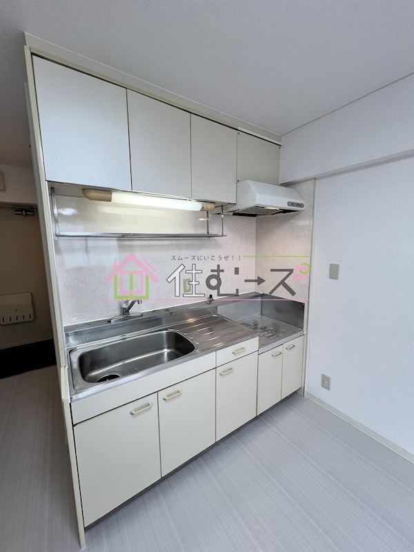 新大阪コーポビアネーズ キッチン