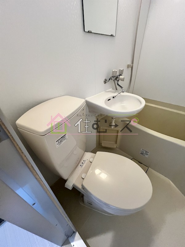 新大阪コーポビアネーズ ベランダ